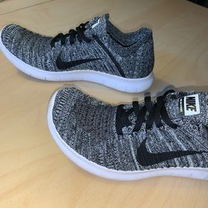 Nike Flyknit Running Shoes